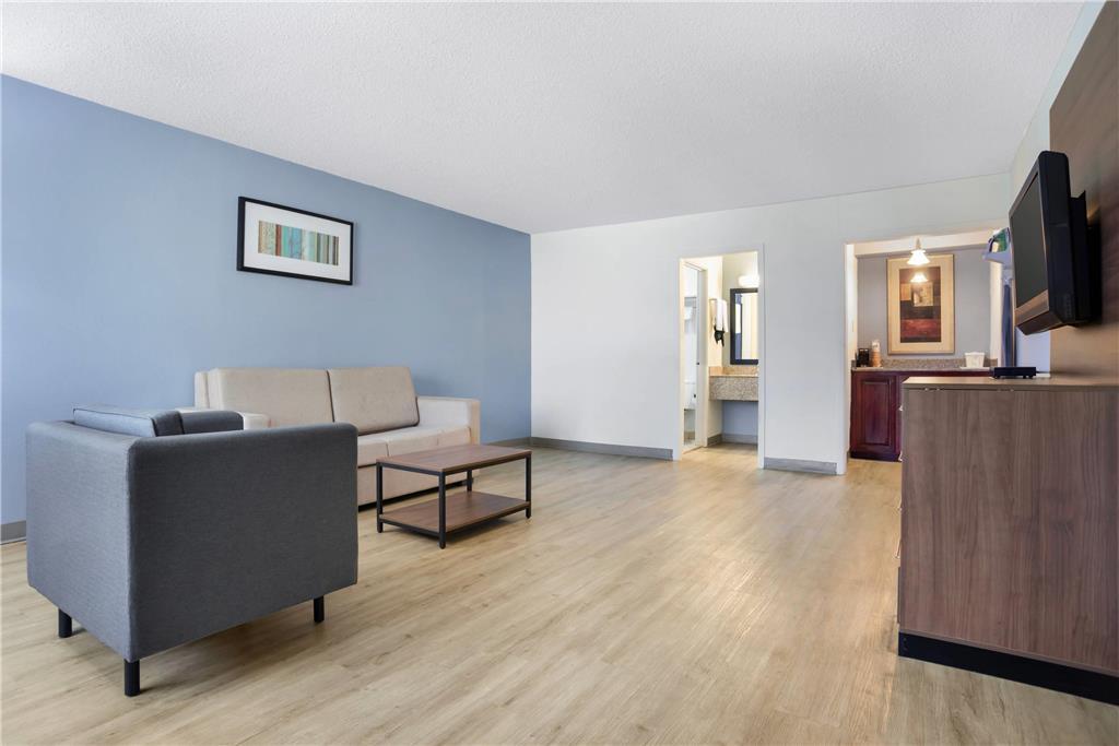 Quality Inn & Suites Near Lake Eufaula Quarto foto